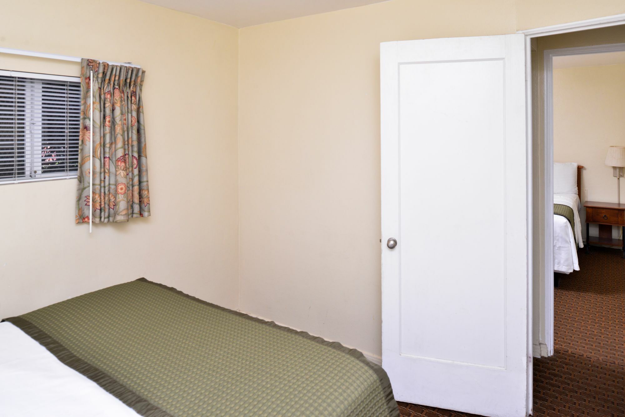 Travelodge By Wyndham Eugene Downtown/University Of Oregon Ngoại thất bức ảnh