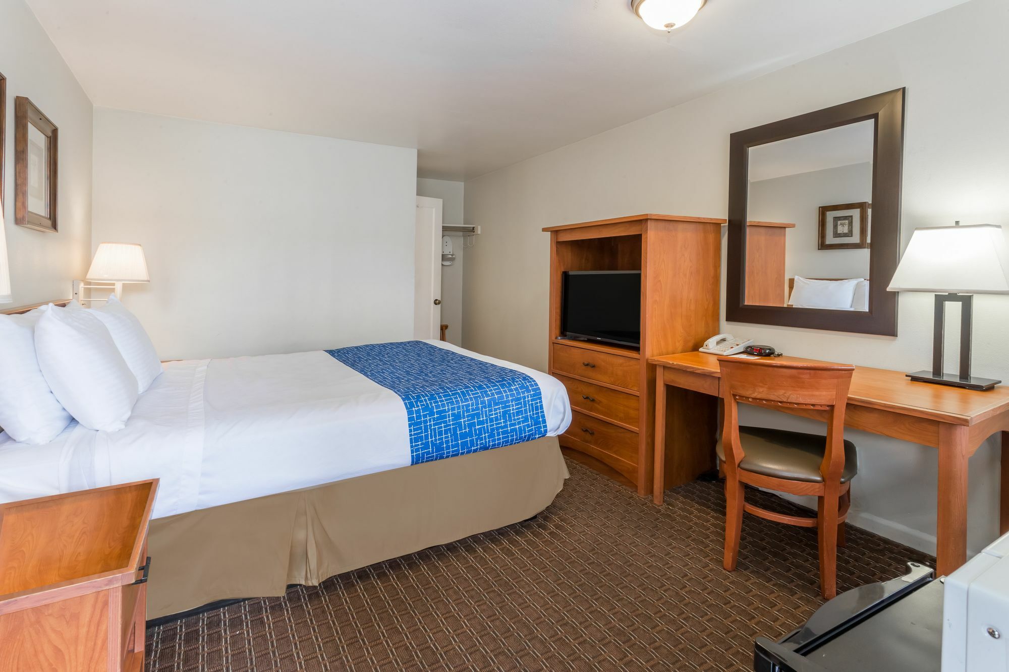 Travelodge By Wyndham Eugene Downtown/University Of Oregon Ngoại thất bức ảnh