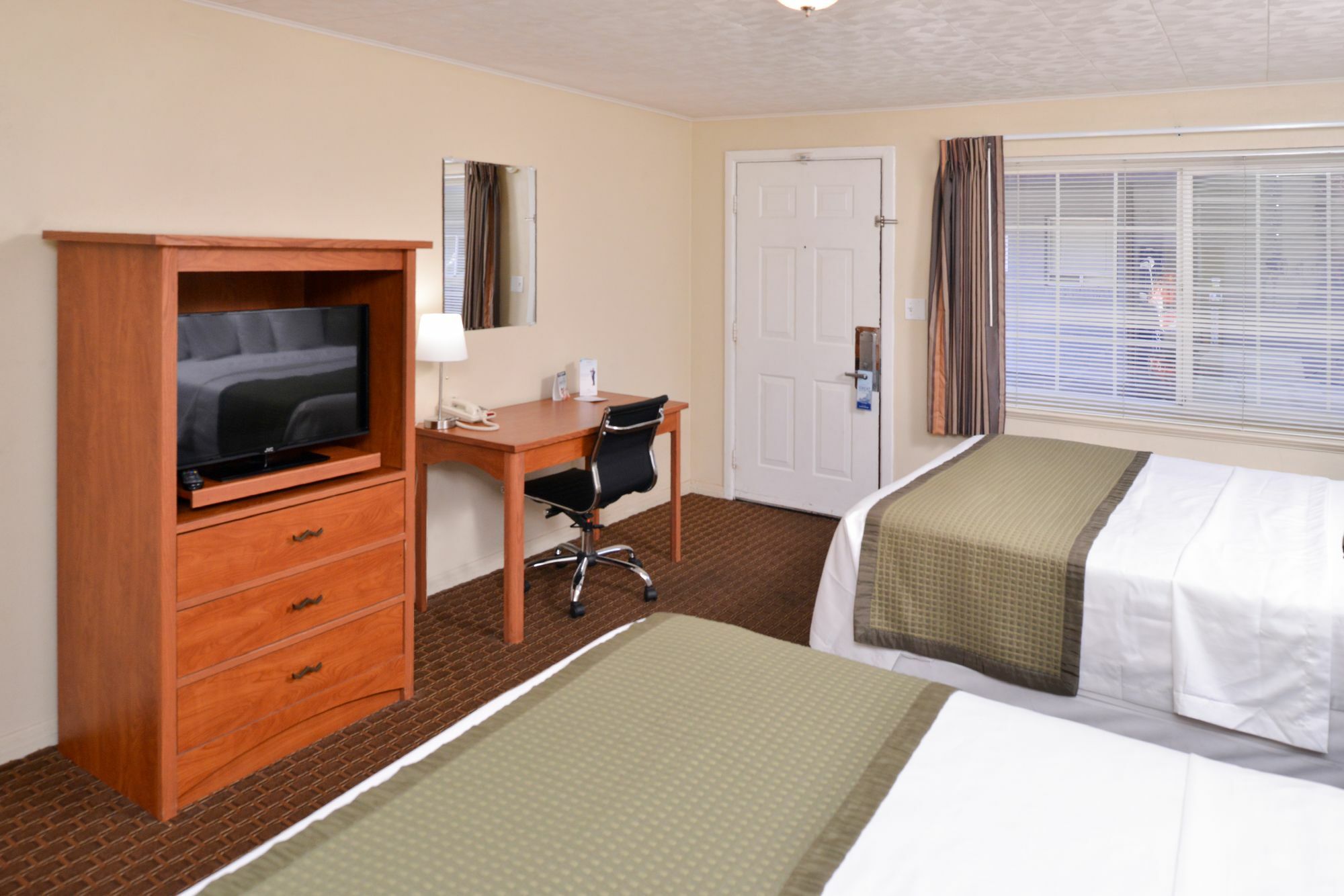 Travelodge By Wyndham Eugene Downtown/University Of Oregon Ngoại thất bức ảnh